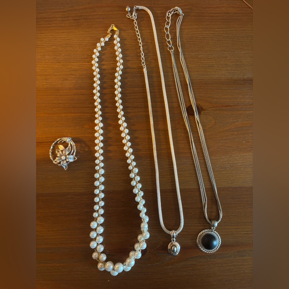 Bundle of costume jewelry